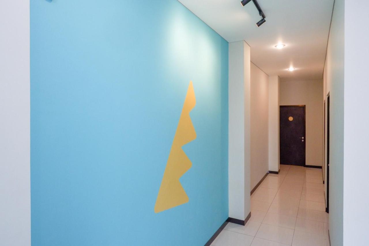 Sans Hotel Good Wish Semarang Jomblang エクステリア 写真