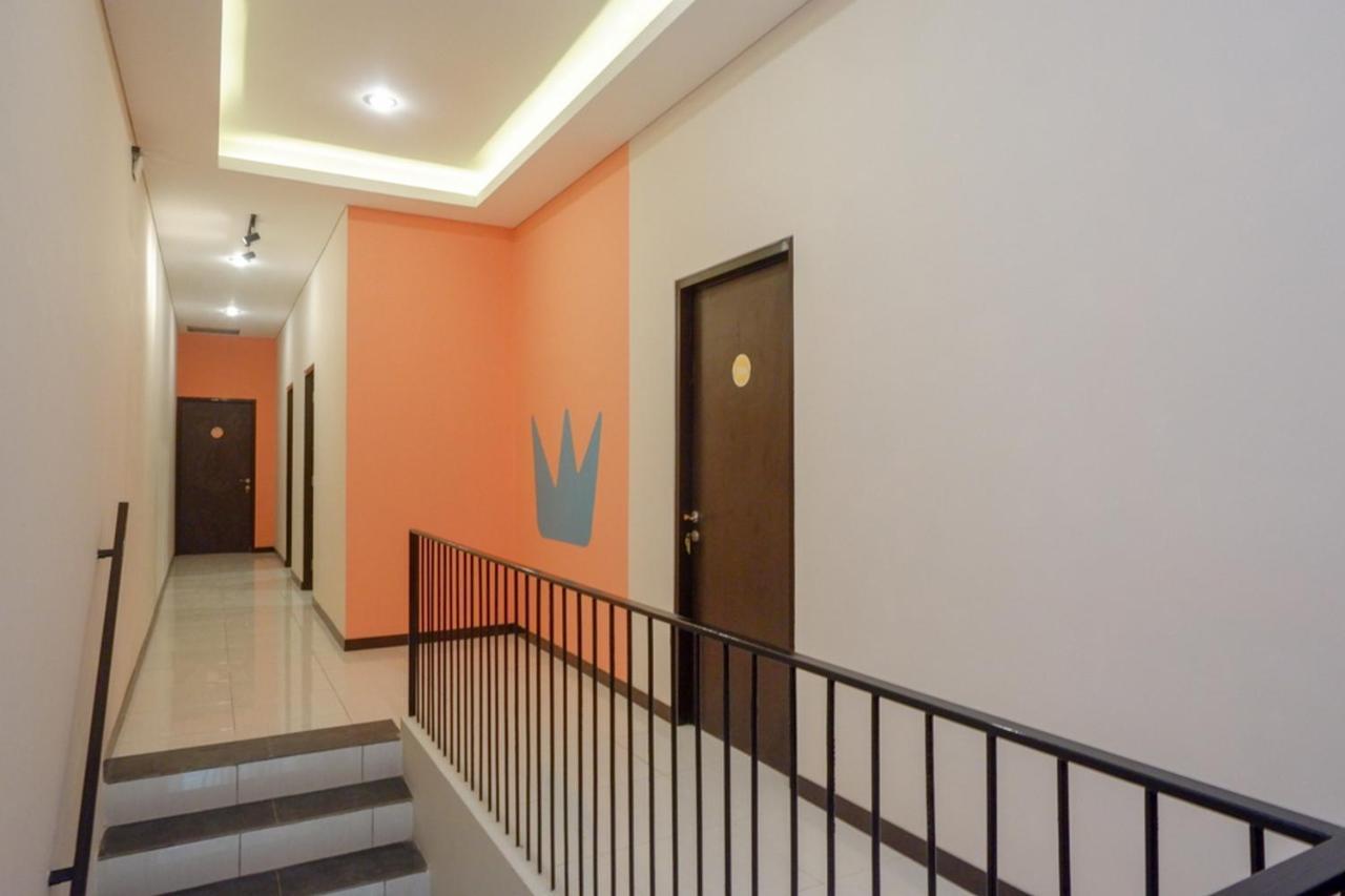 Sans Hotel Good Wish Semarang Jomblang エクステリア 写真